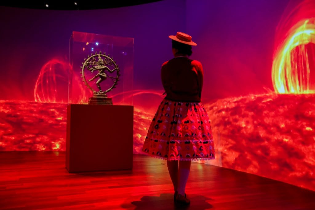 beyond bollywood 2000 years of dance in art installation 2023 © asian art museum3h7a0783
