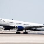 Streamlined Travel: Effortless Flight Options with PRICELINE to London