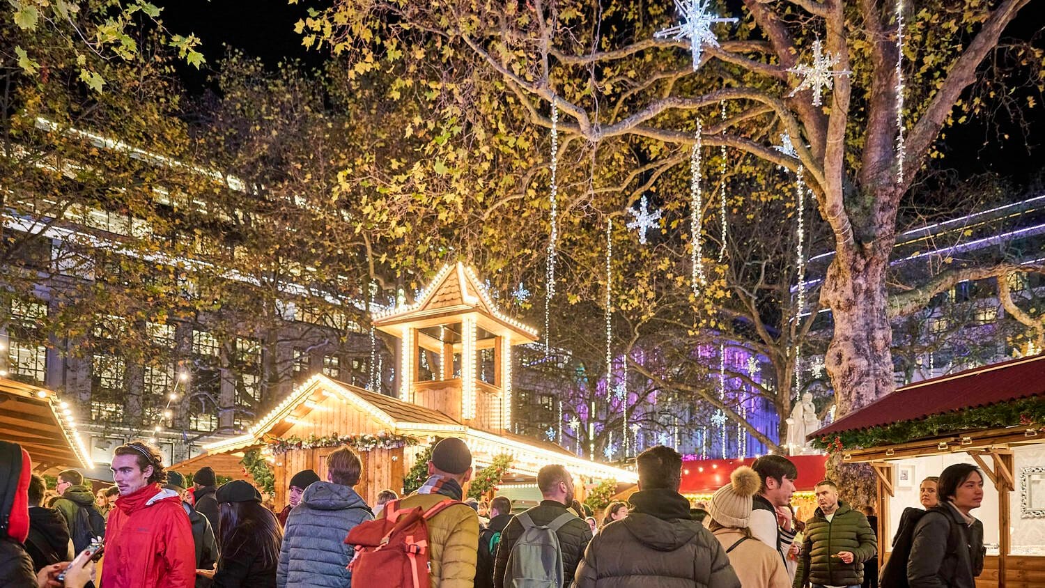chrimas market