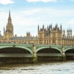 Sunshine or Snowfall: Decoding London's Best Travel Time