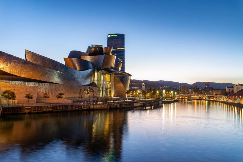 guggenheim bilbao312503836